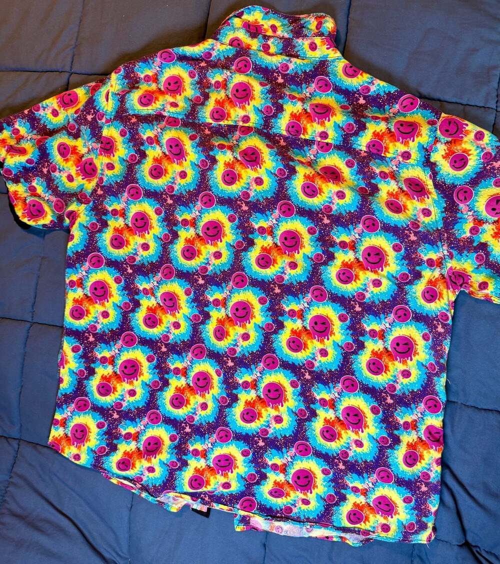 Spencer's Psychedelic Smiley Face Print Short Sleeve Button-Down Shirt - Picture 3 of 3